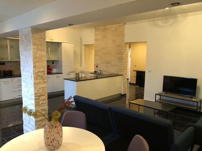 Luxury Apartments Christos Gouvia Exterior foto